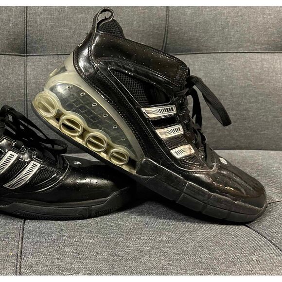 Men's Black Athletic Shoes - Picture 6 of 7